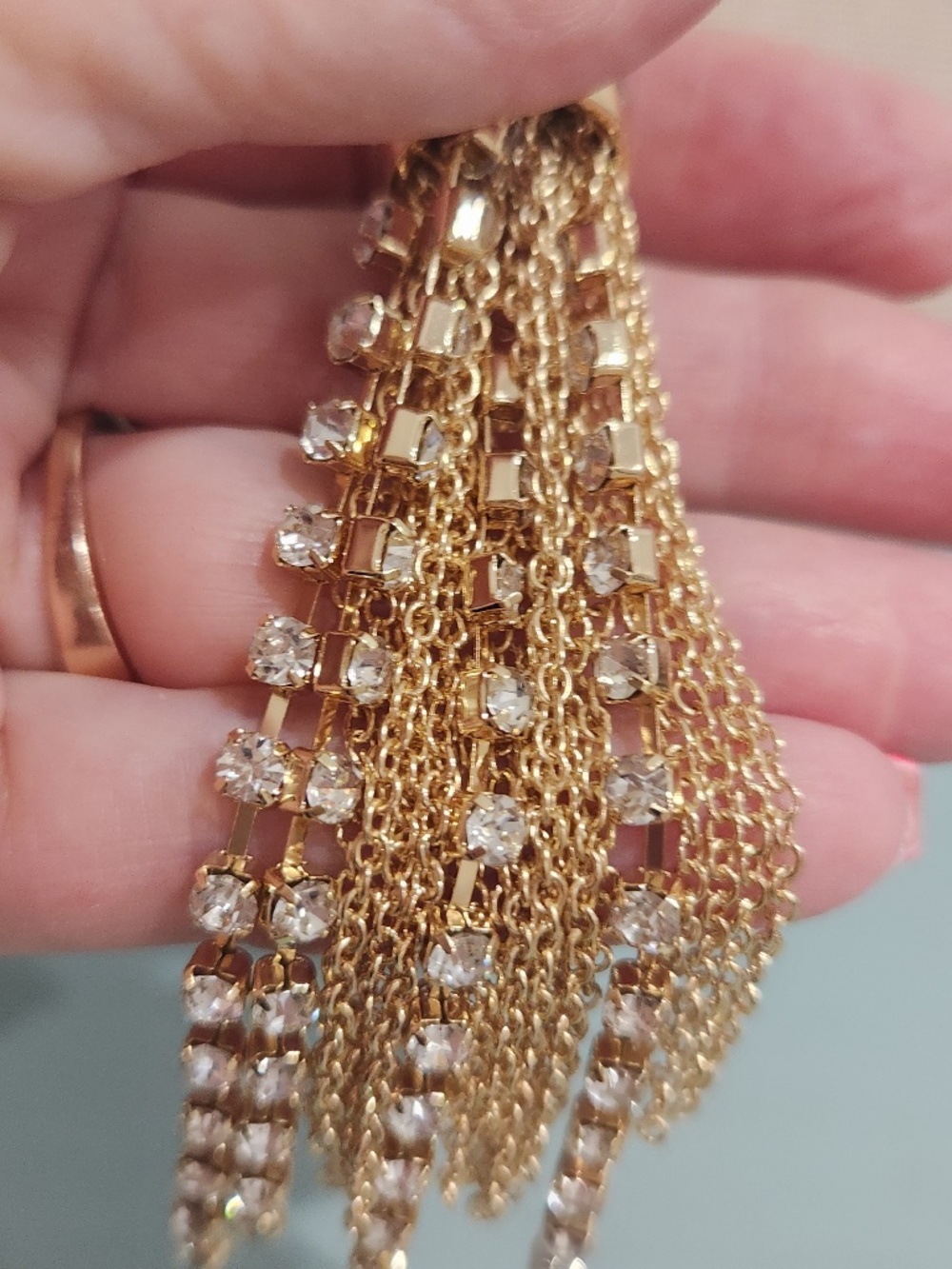 NWT Betsey Johnson Gold-Tone Leopard Head Tassel Pendant Necklace 18" Drop - Picture 3 of 5